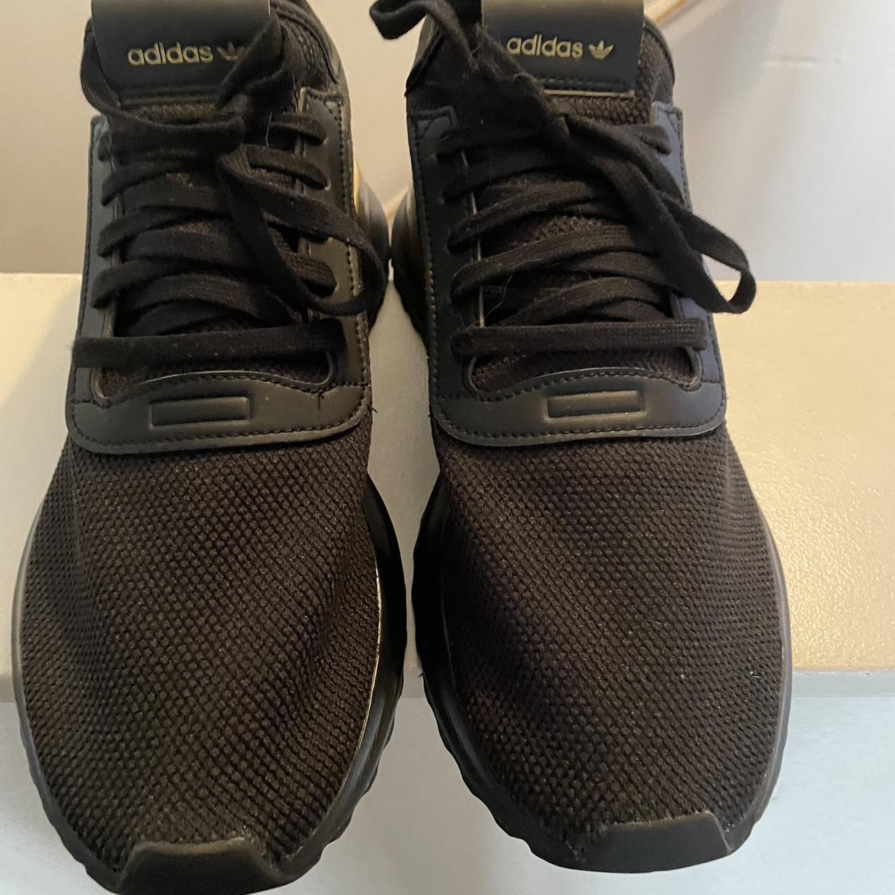 item listed by strugglebus08
