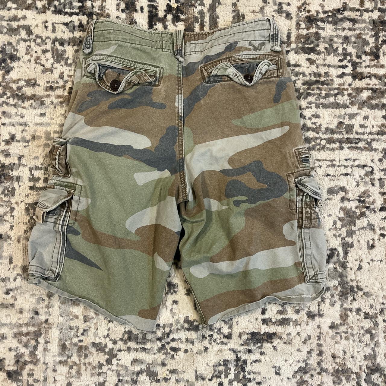 American eagle clearance camo cargo shorts