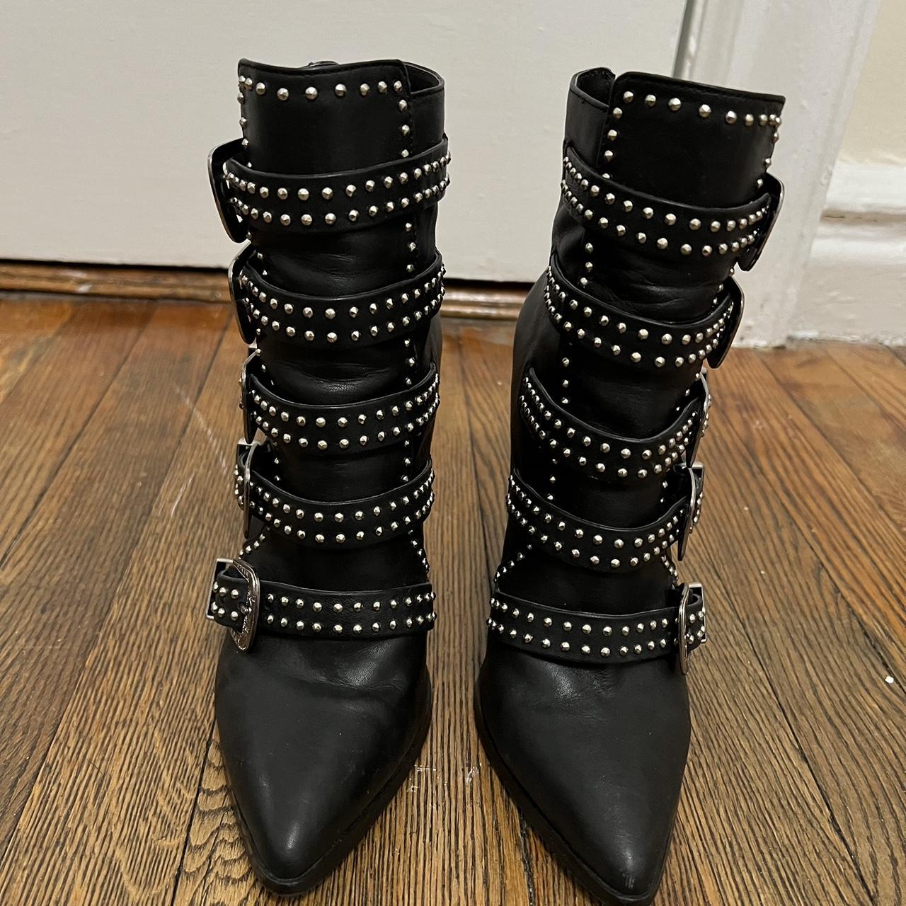 Steve Madden Comet Boots Size 7 4.5inch heel. In Depop