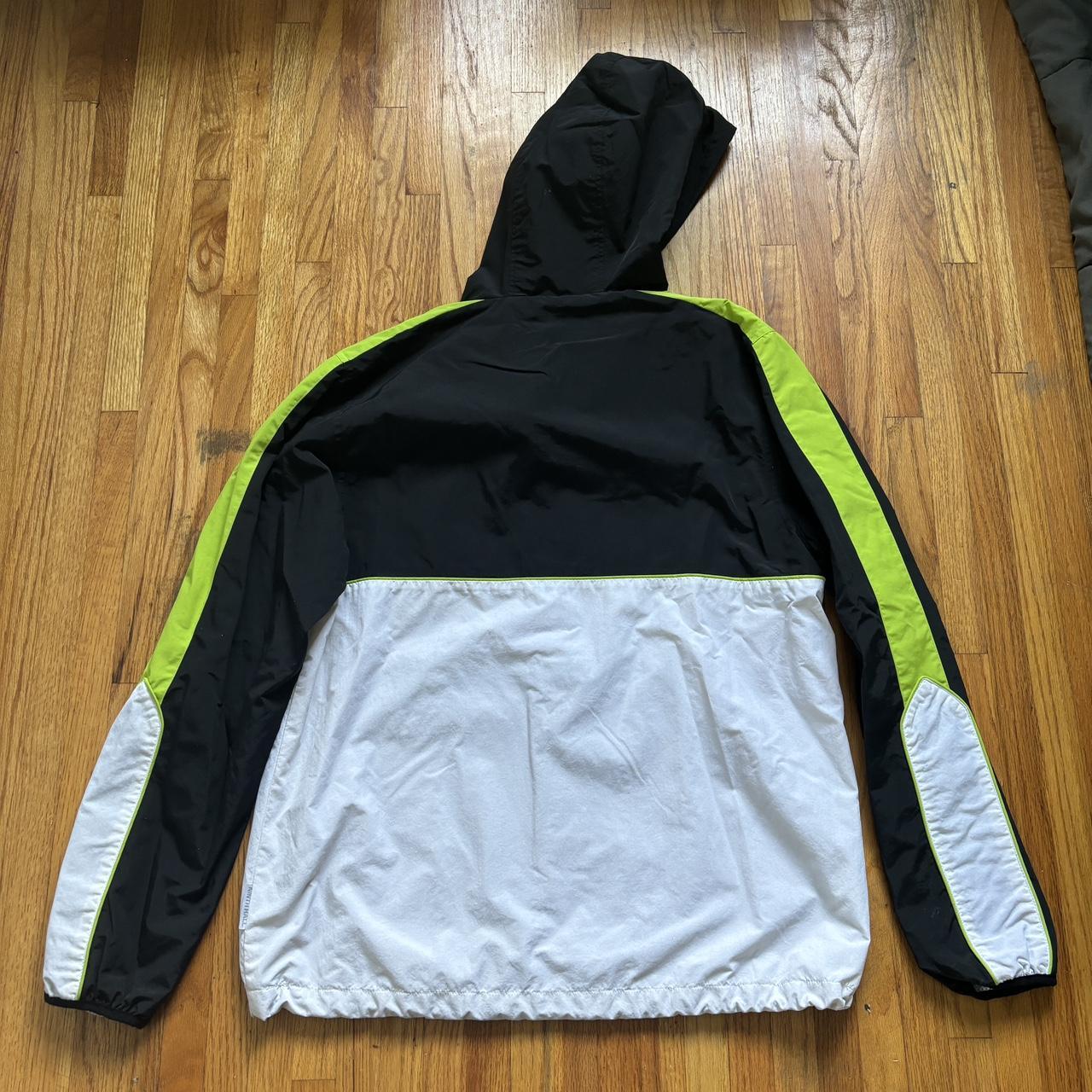 Windbreaker hotsell zumiez men's