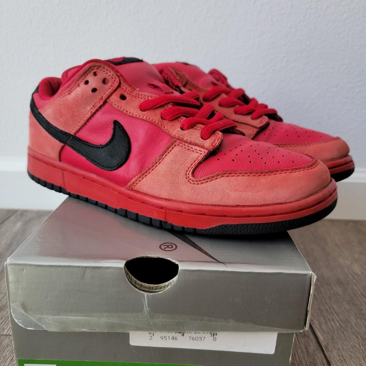 2003 Nike SB Dunk Low True Red Pure Blood Size. Depop