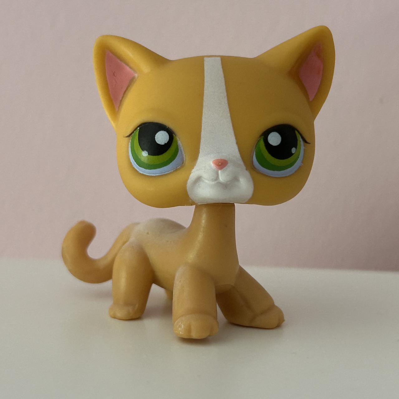 Authentic Littlest Pet Shop #72 Shorthair... - Depop