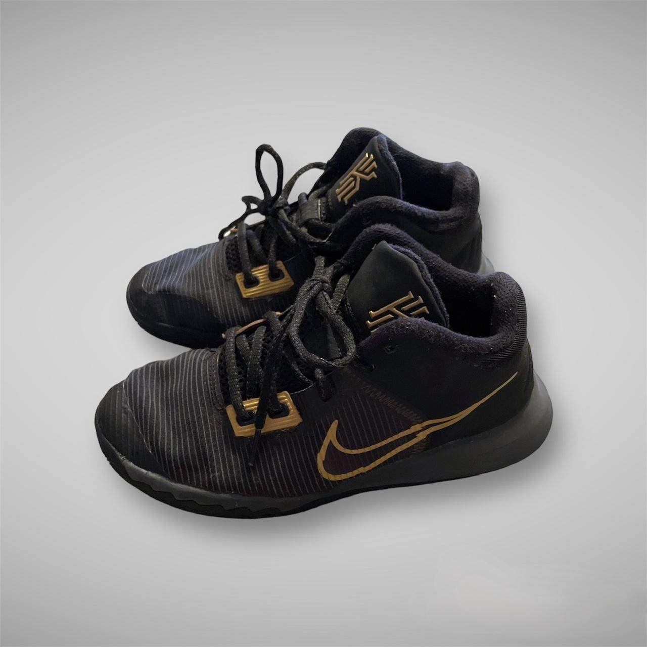 kyrie 4 flytrap black and gold