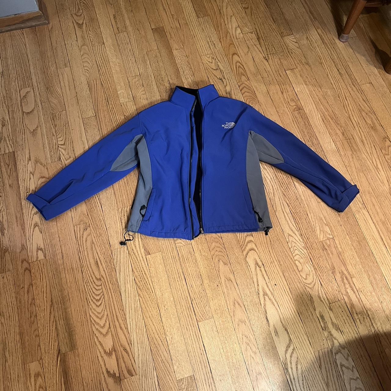 Clean North Face coat XL in women’s, medium in... Depop