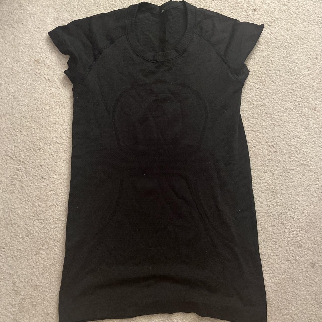 lululemon!! black swiftly no tags and no stains - Depop