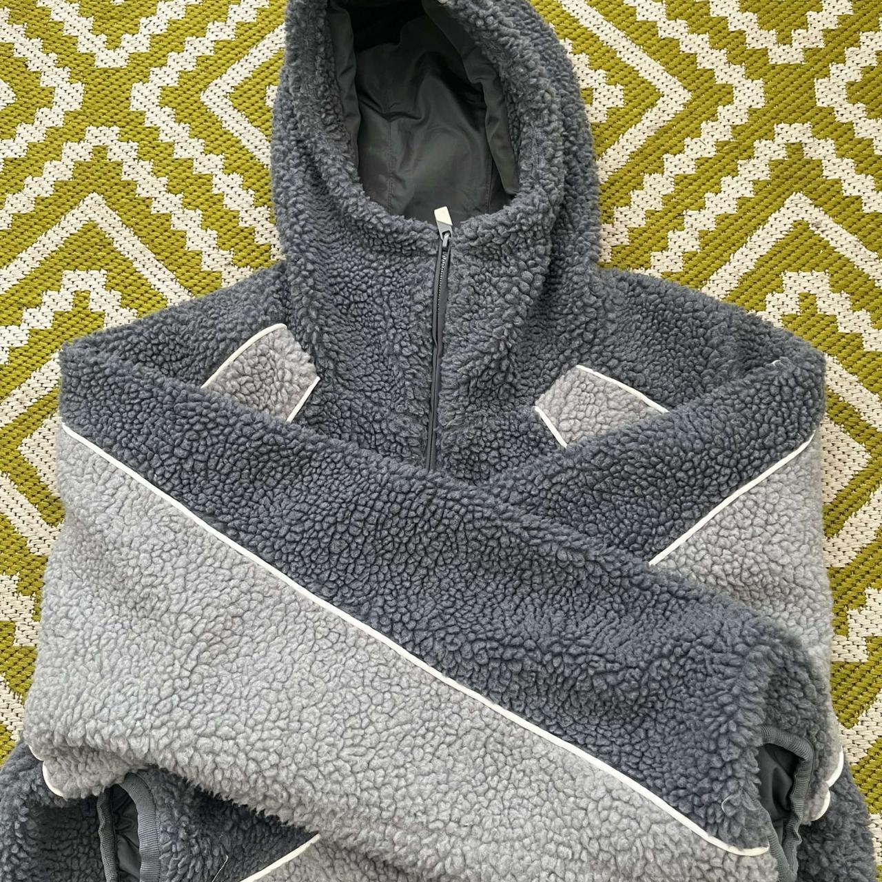 MertraMertra Yeti Fleece - Depop