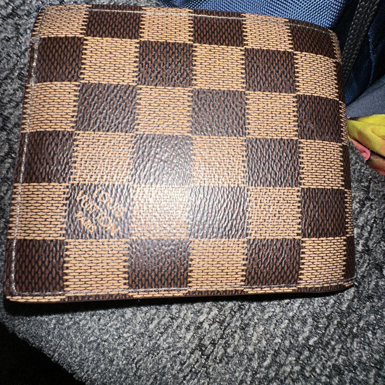 brown checkered lv wallet