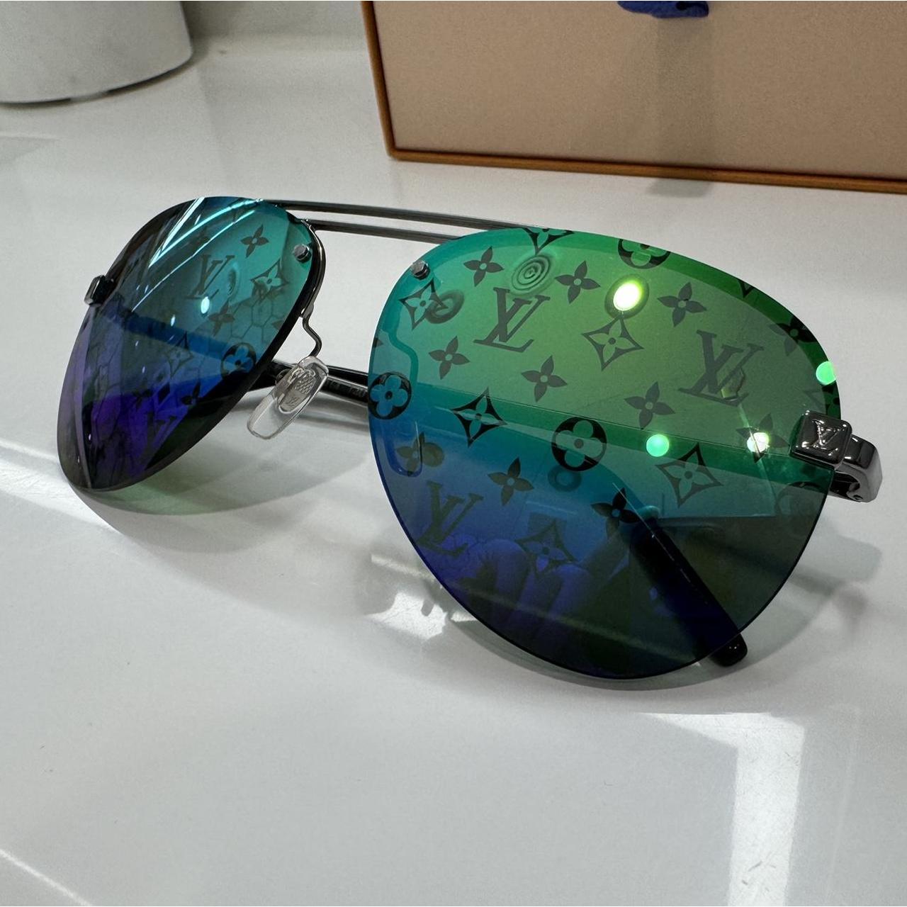 Sun Glasses Louis Vuitton Rainbow Square Sunglasses NWT Louis