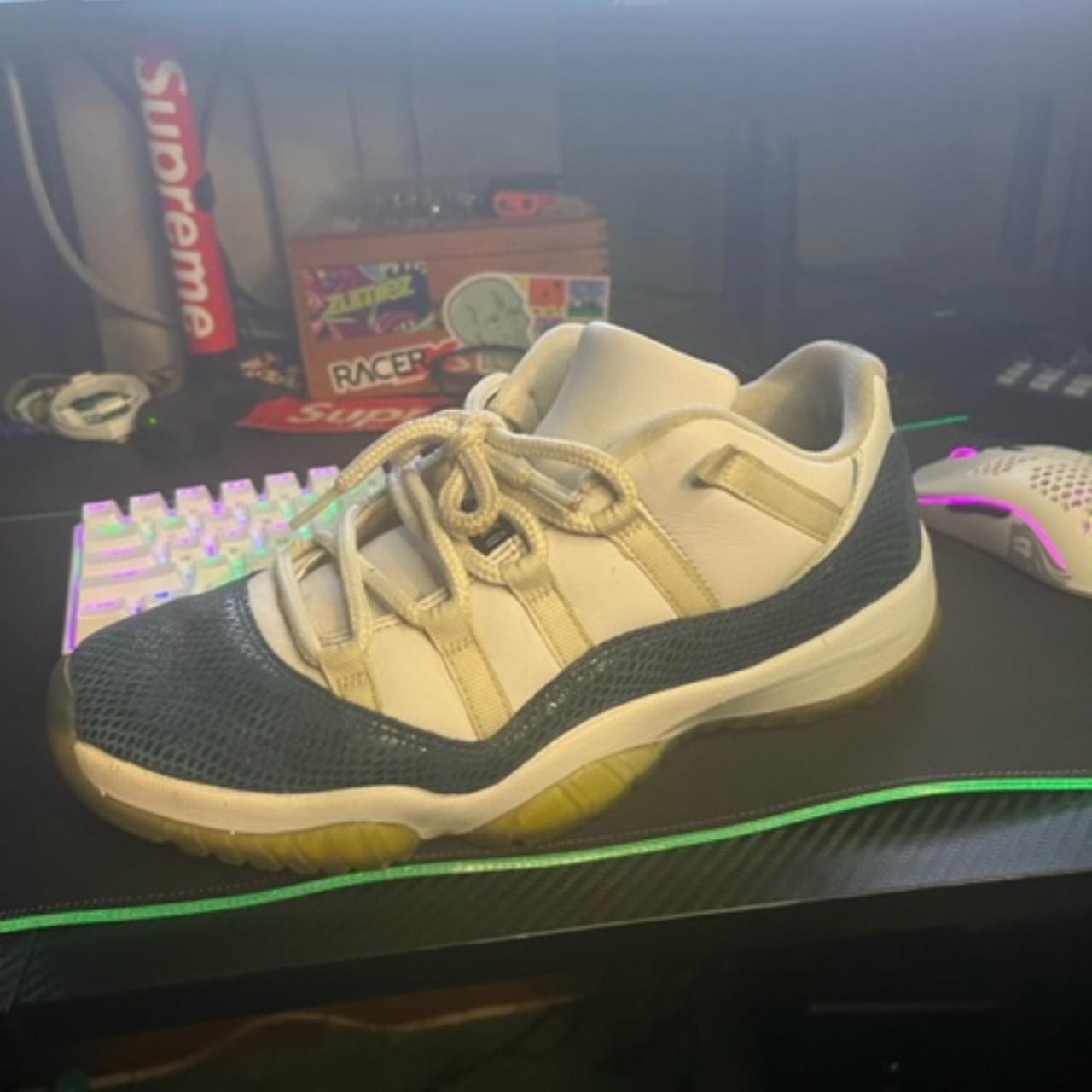 Navy snakeskin best sale jordan 11