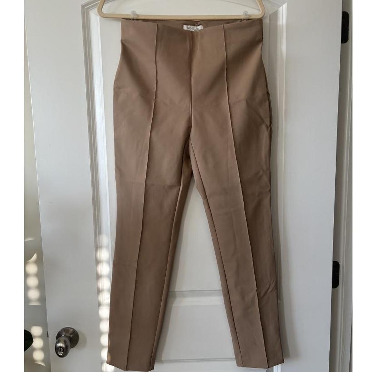 Rachel Zoe Trousers Size 8 Has stretch and is