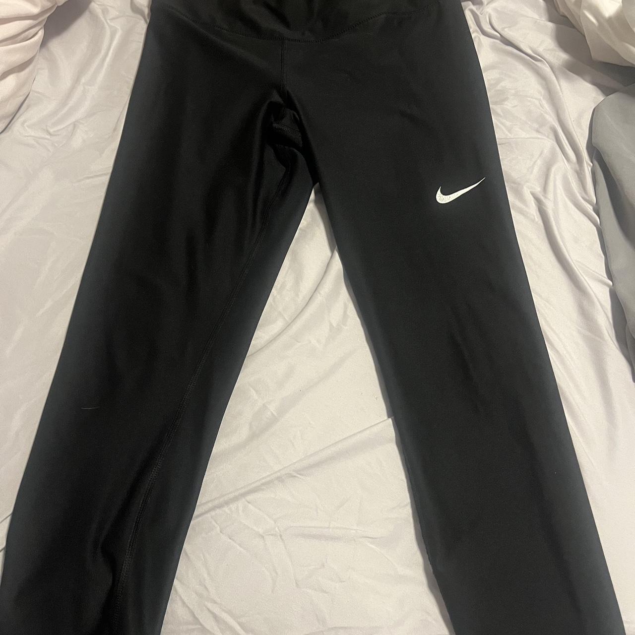 Nike Dri Fit leggings- size small - Regular - Depop