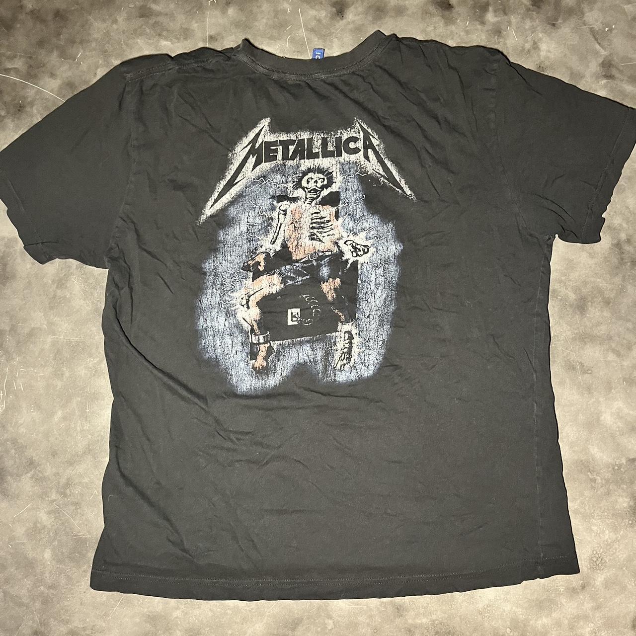 Metallica Tee (H&M) - size large - color black -... - Depop