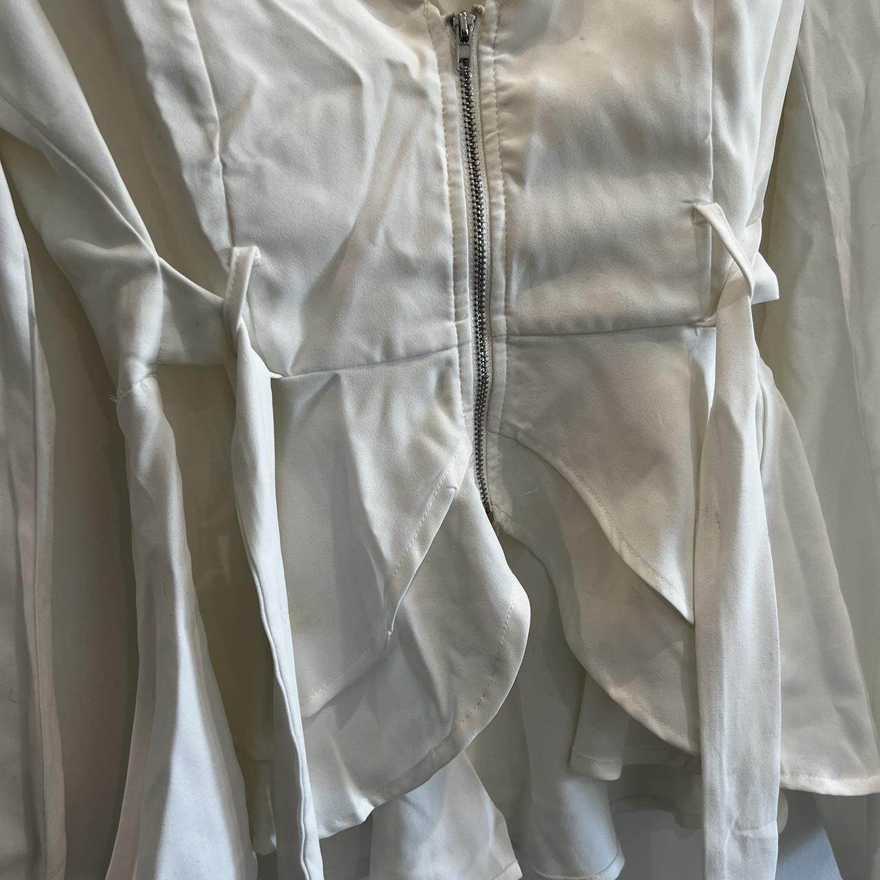 Super cute women’s blouse white from Papaya. The... Depop