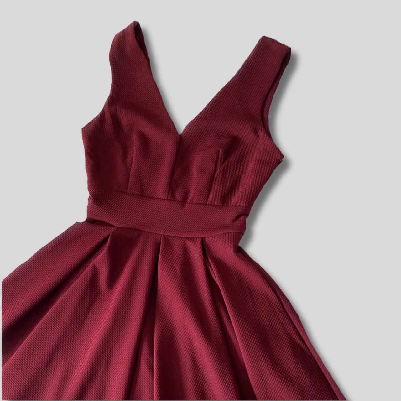 Haute Monde Mini Burgundy Dress - v-neckline, with - Depop