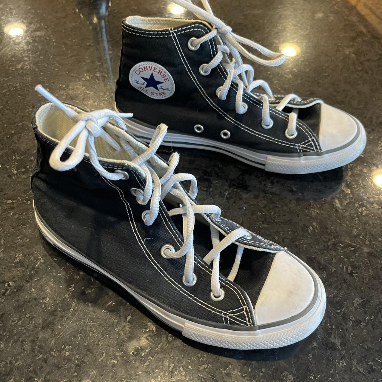 Converse Chuck Taylor Big Kids Size 1 - Depop