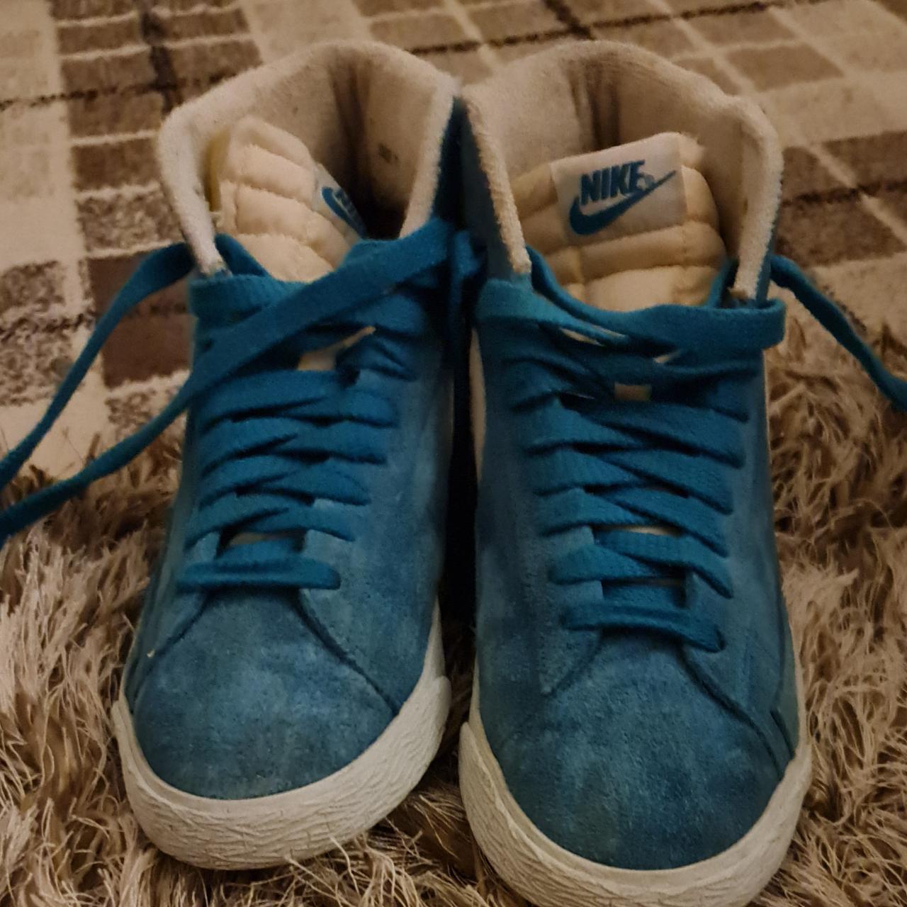 high top nike vintage