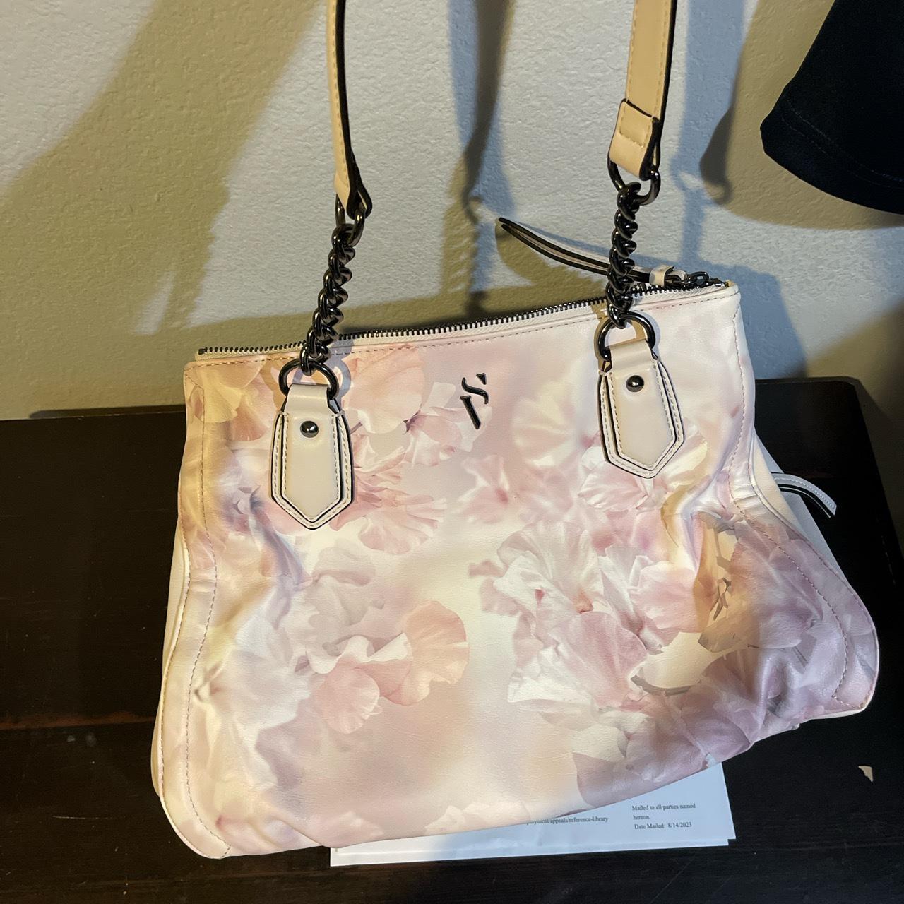 Vera wang white discount purse