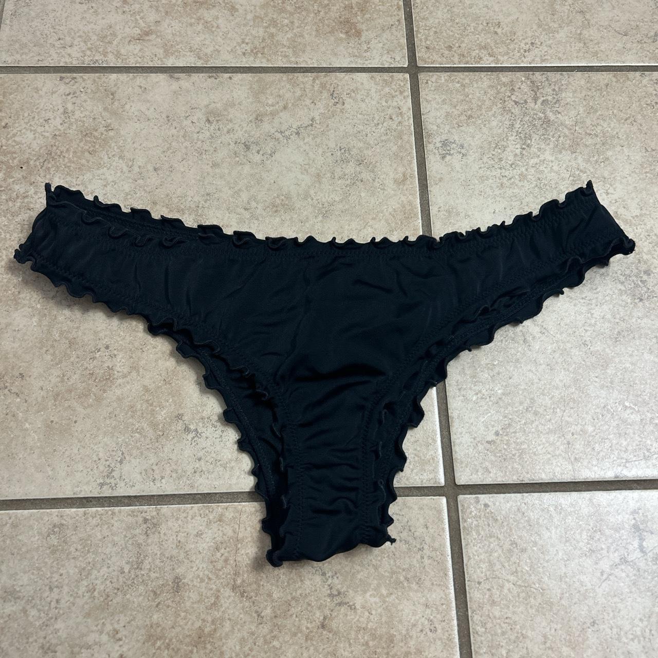 Black cheeky bathing suit bottoms Size M - Depop