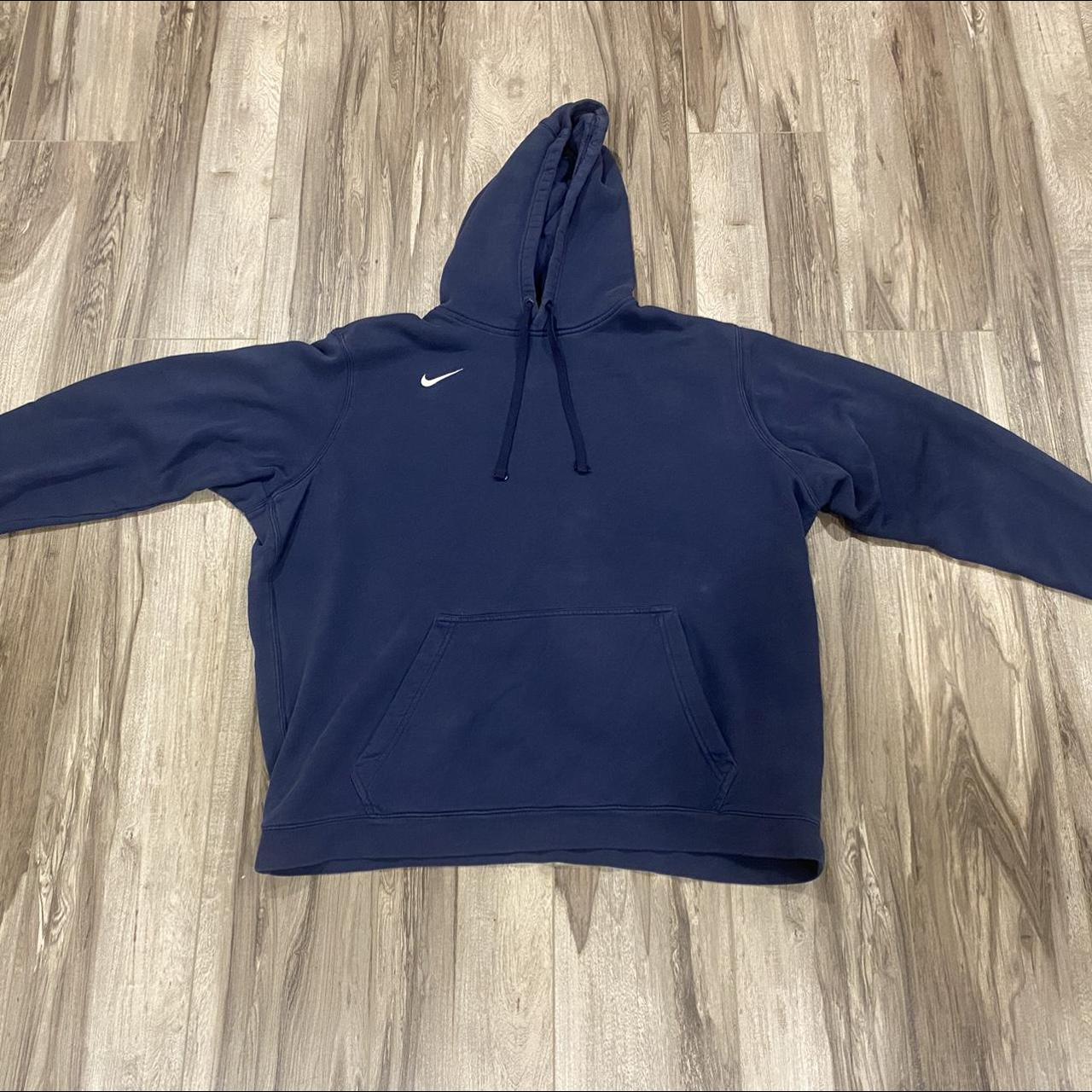 depop nike vintage hoodie