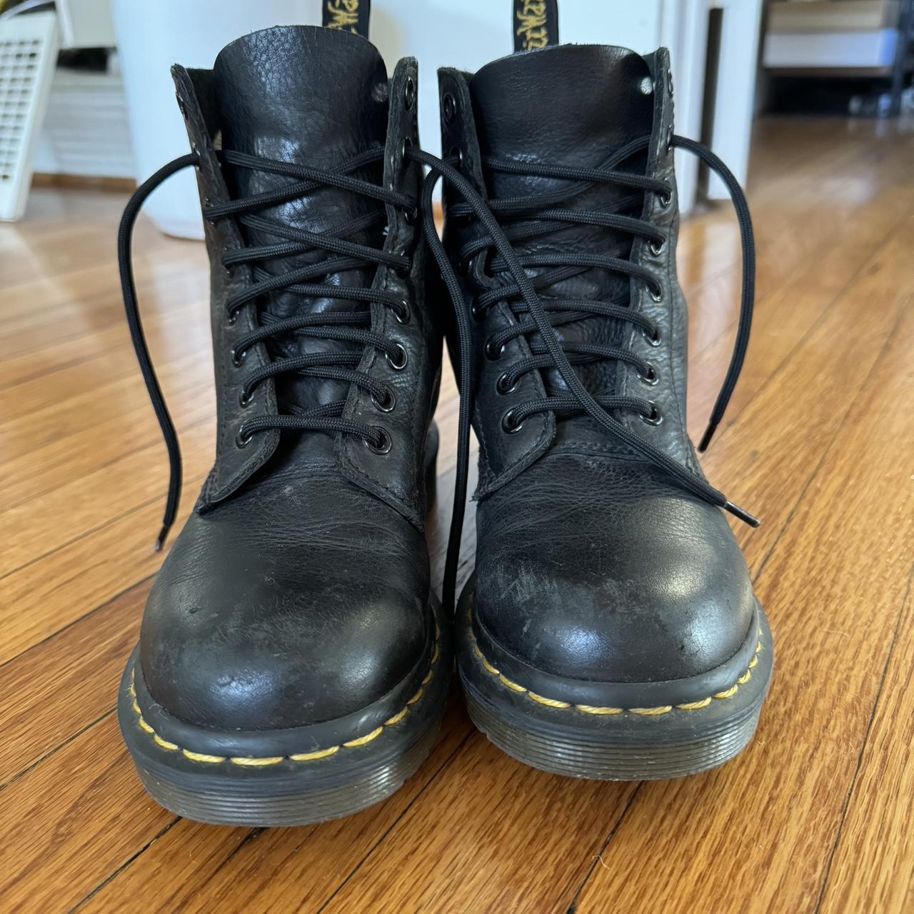Dr. Martens, Size 6 minor wear at the toes Depop