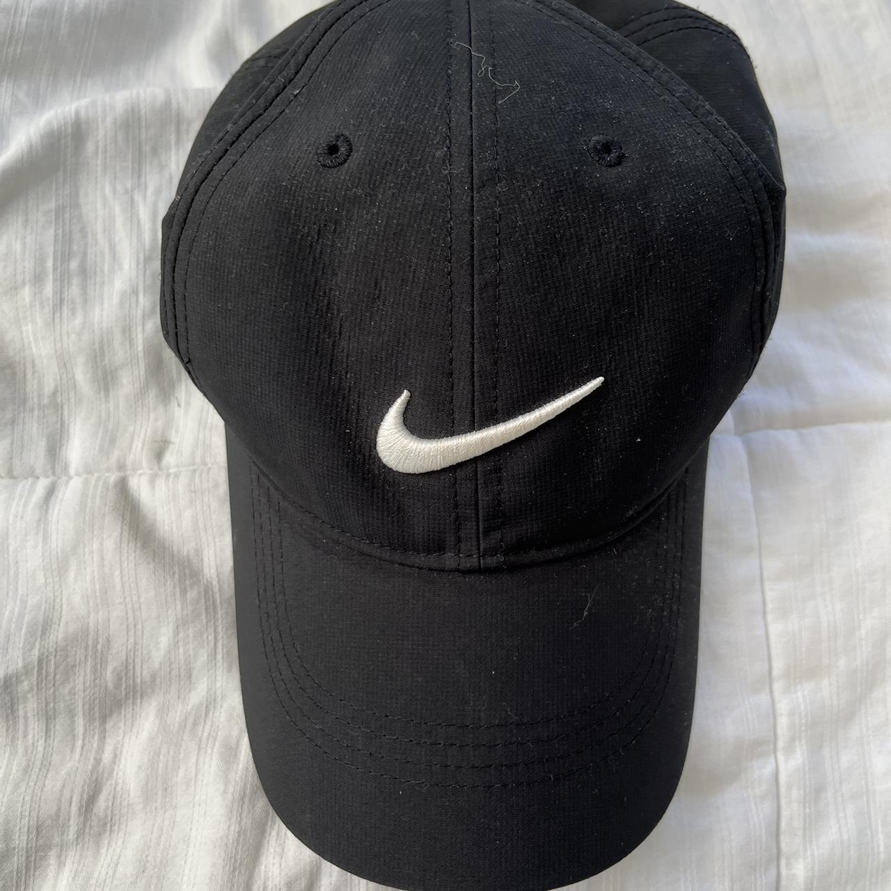 womens black nike hat