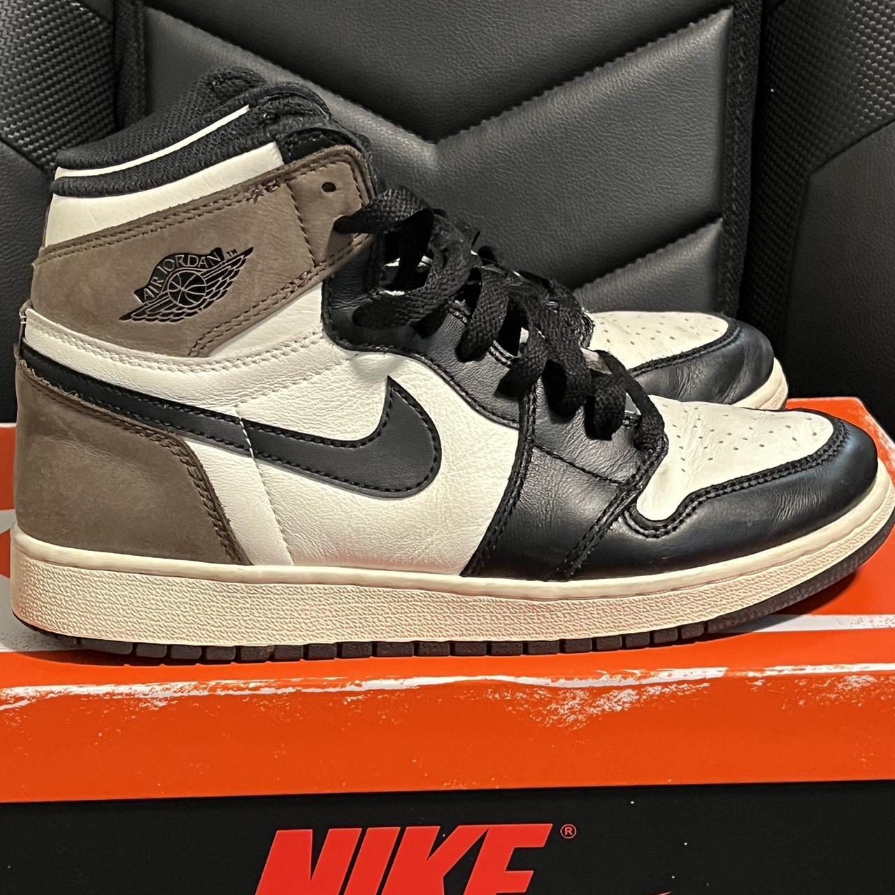 jordan 1 mocha size
