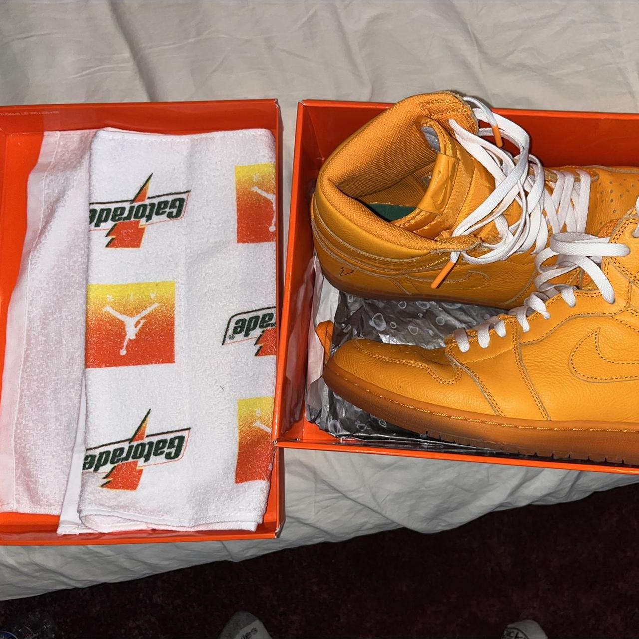 Jordan 1 gatorade 2025 orange white laces