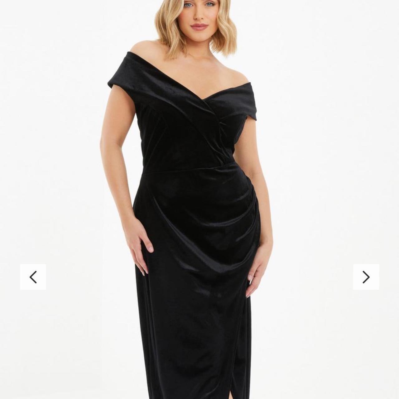 Quiz curve black sales dress