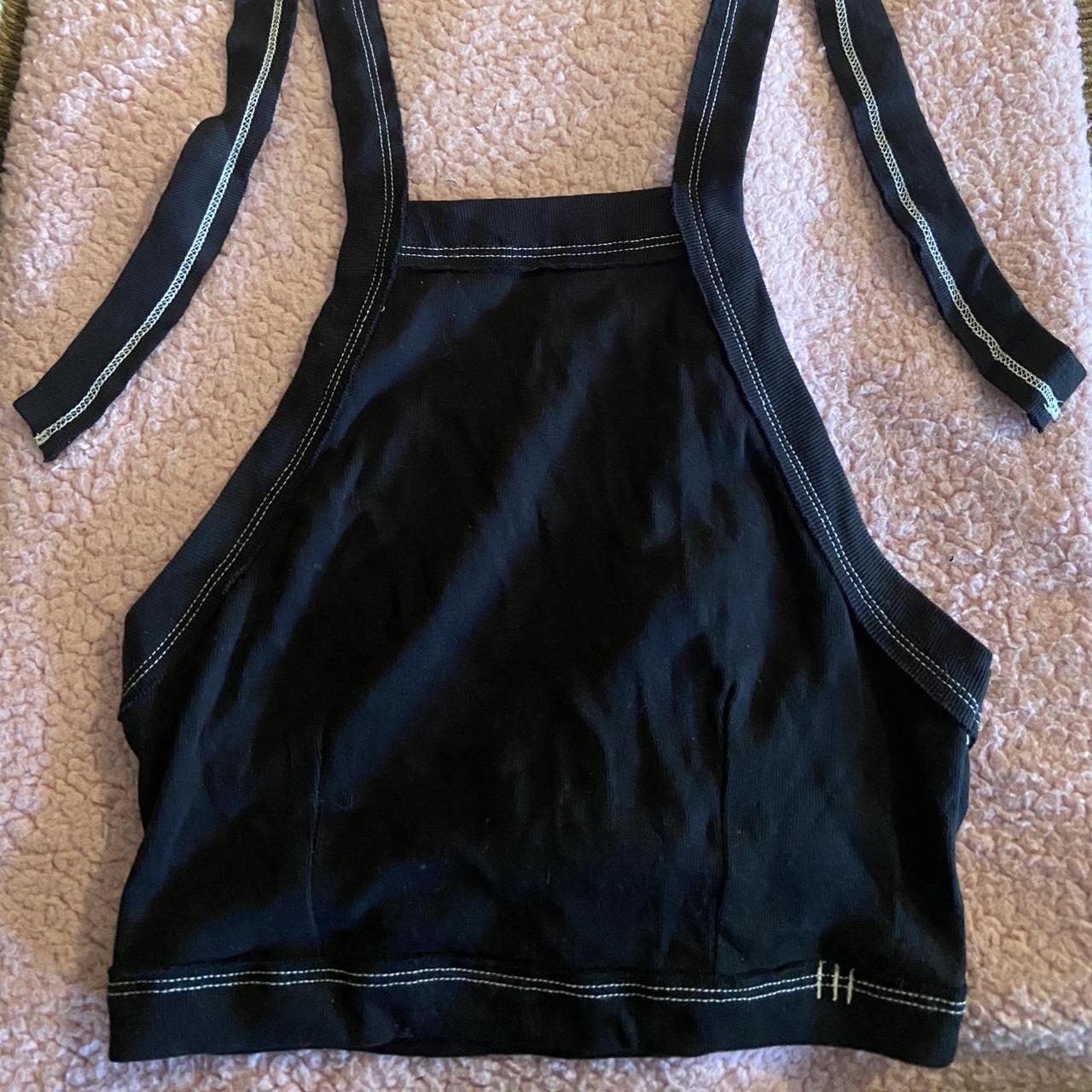 Black halter-neck-crop-top - Depop