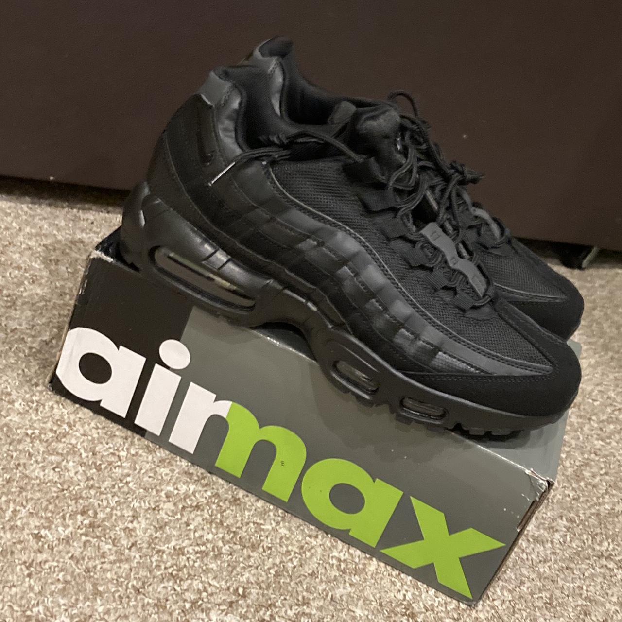 mens black 95s