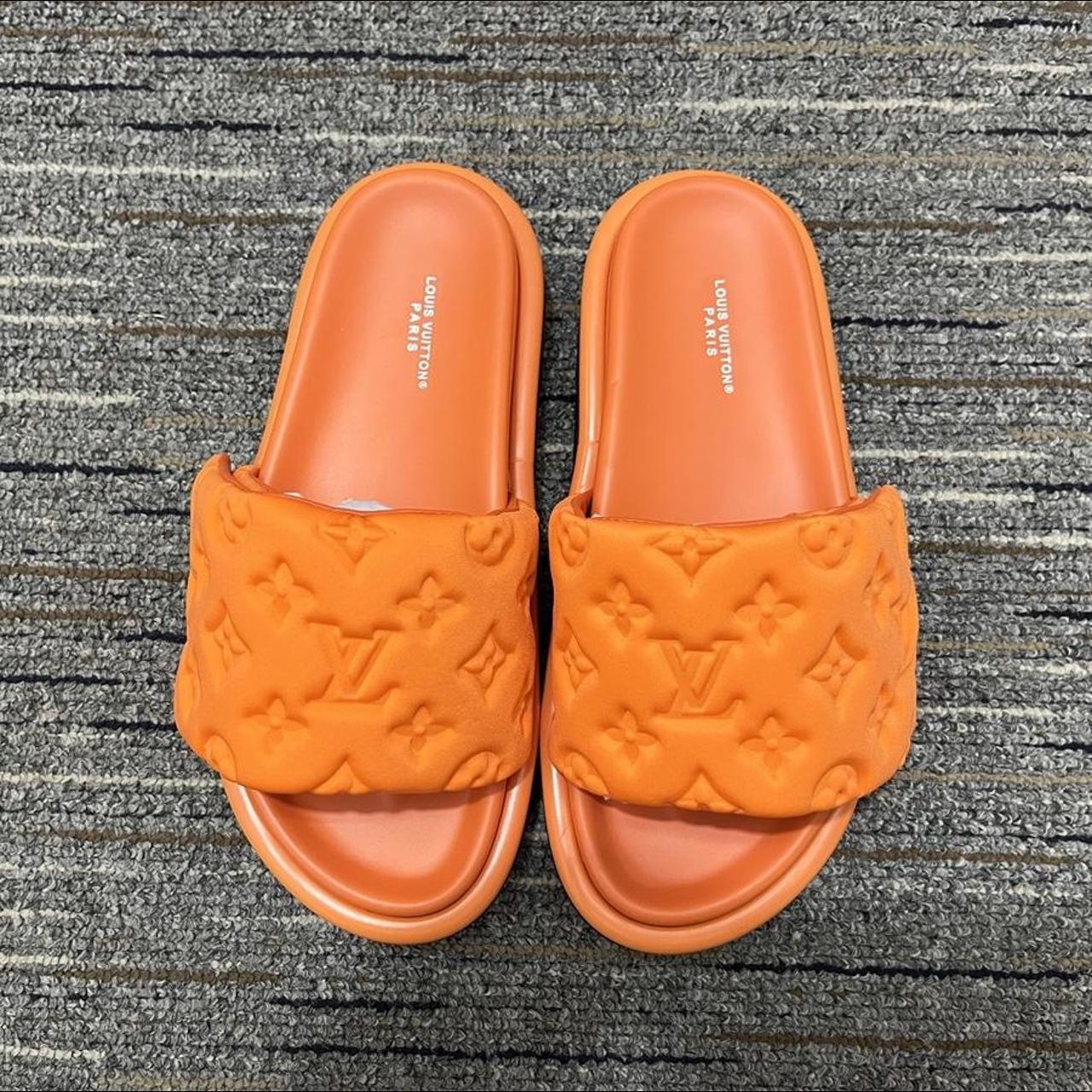 Louis Vuitton Slides - Depop