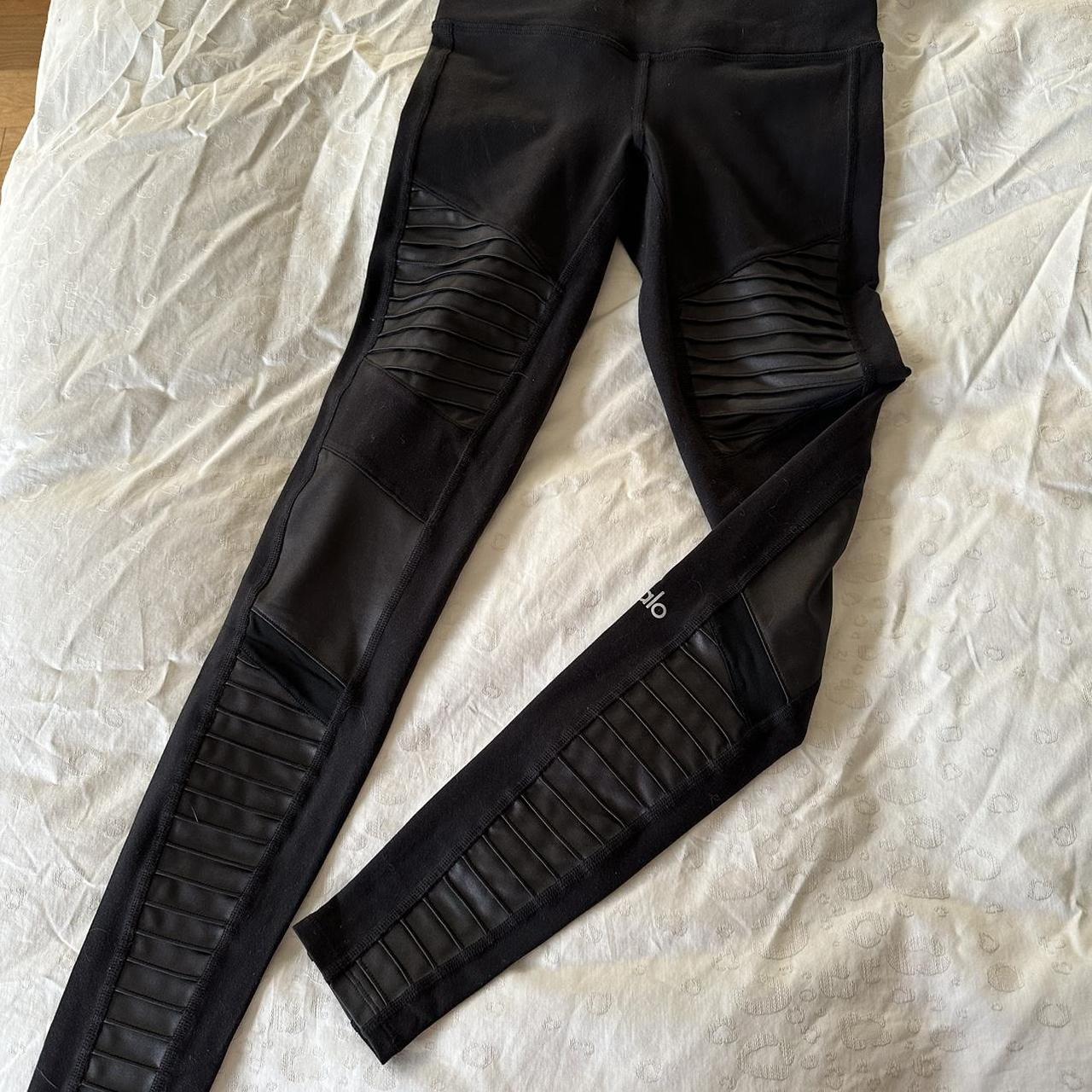 Alo yoga moto legging x-small Worn less than 5 | Depop