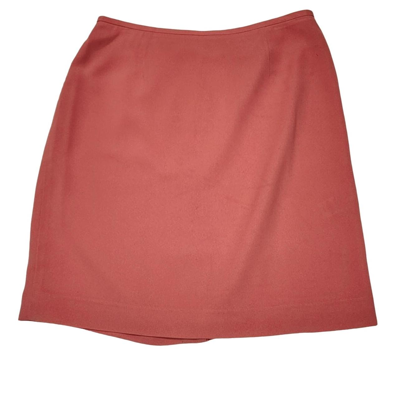 Peach pink pencil skirt from Petite Sophisticate. Depop