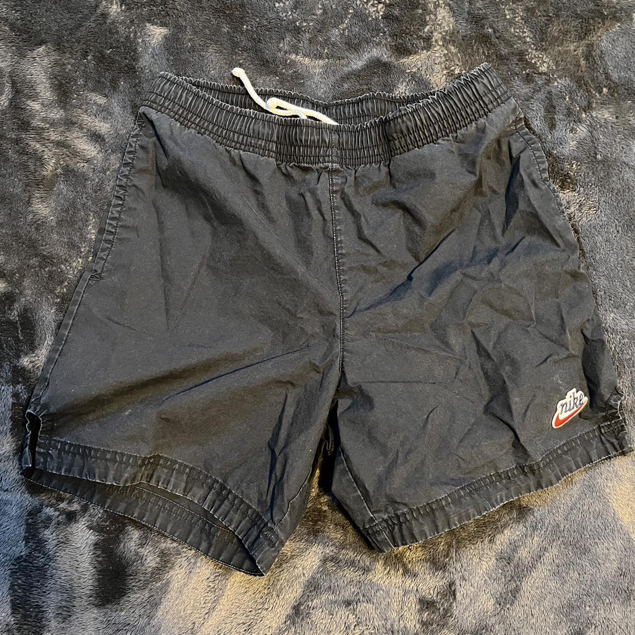 nike heritage essentials washed woven shorts