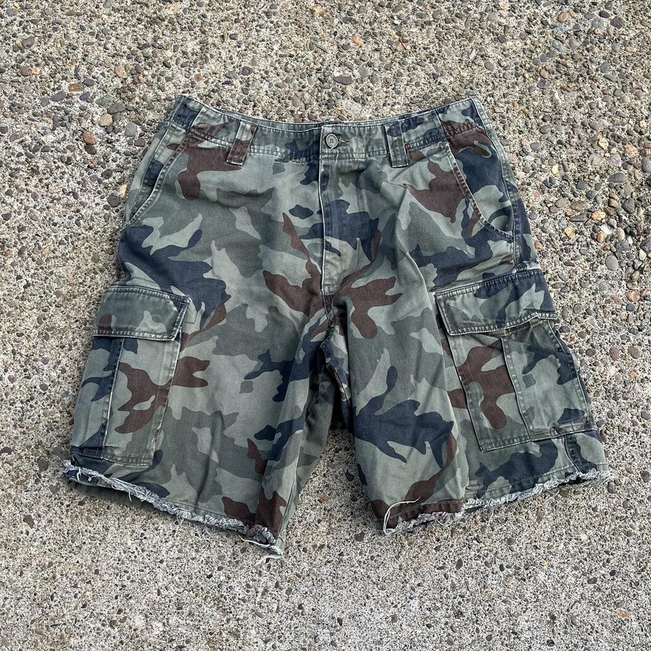 Vintage Camo Cargo Shorts 32 Any Flaws Pictured Depop