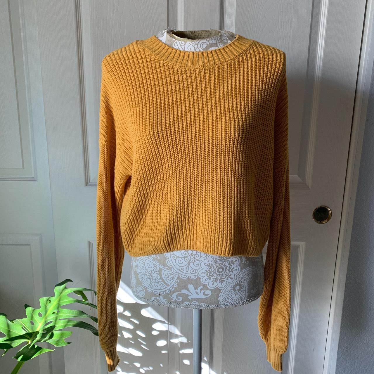 Yellow sweater cheap hollister