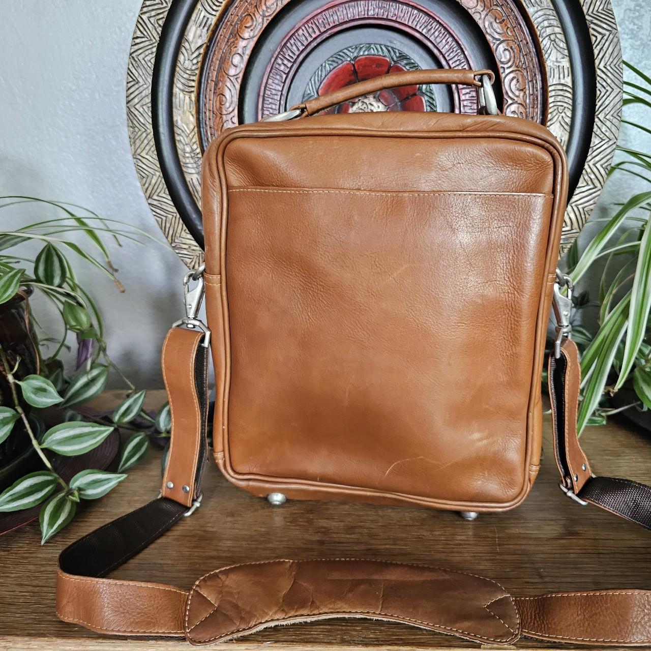 Piel leather messenger online bag