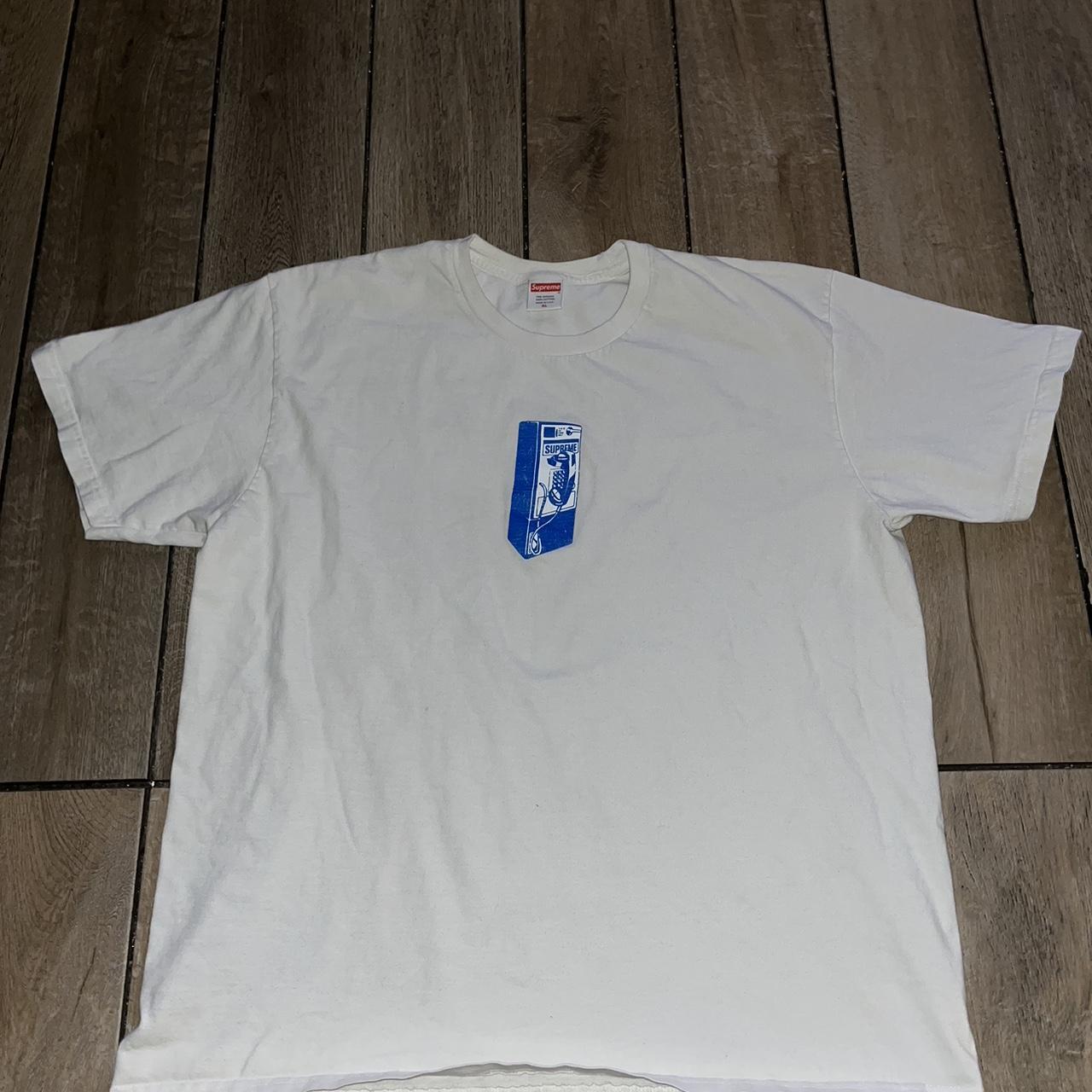 Supreme phone outlet tee