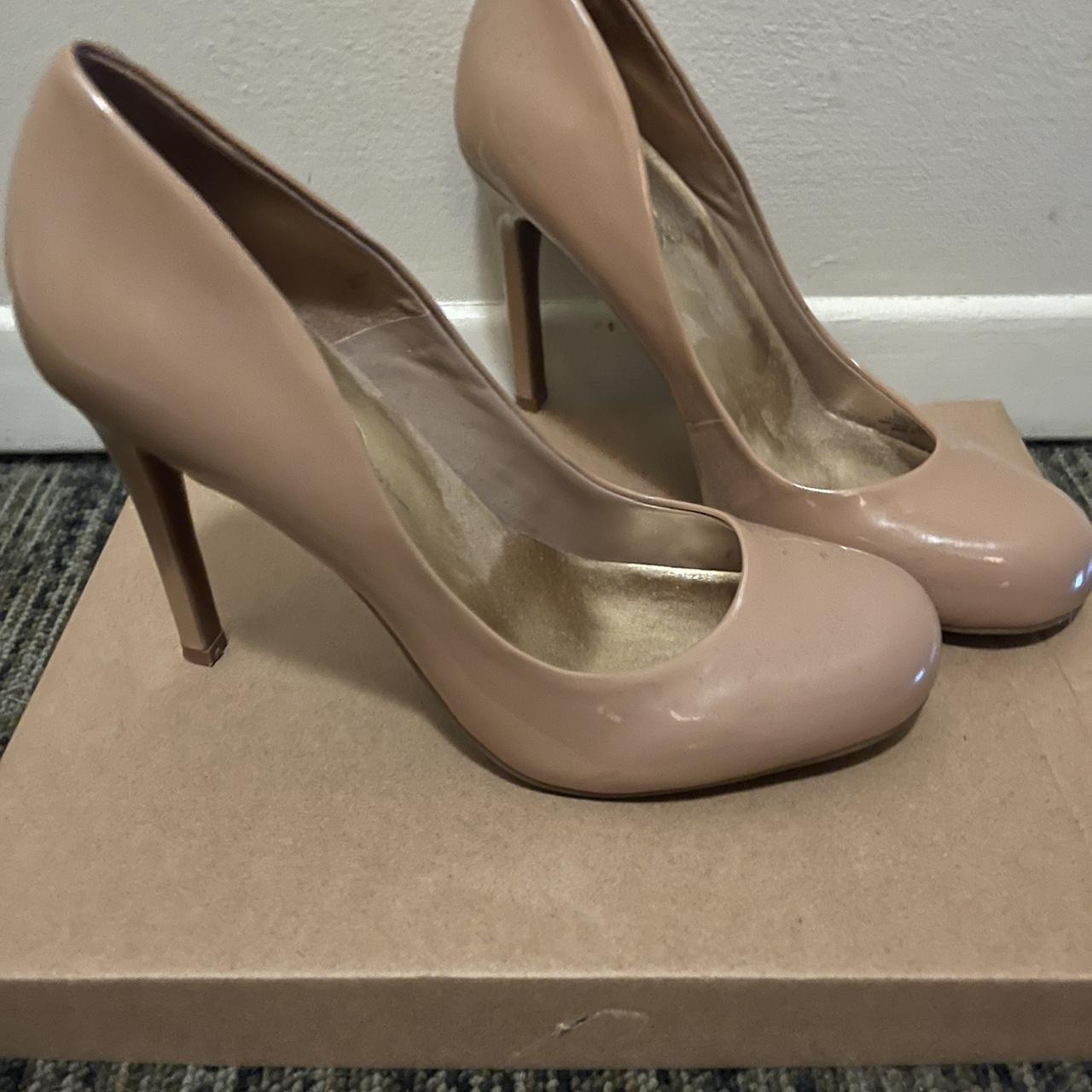 Tan jessica best sale simpson heels