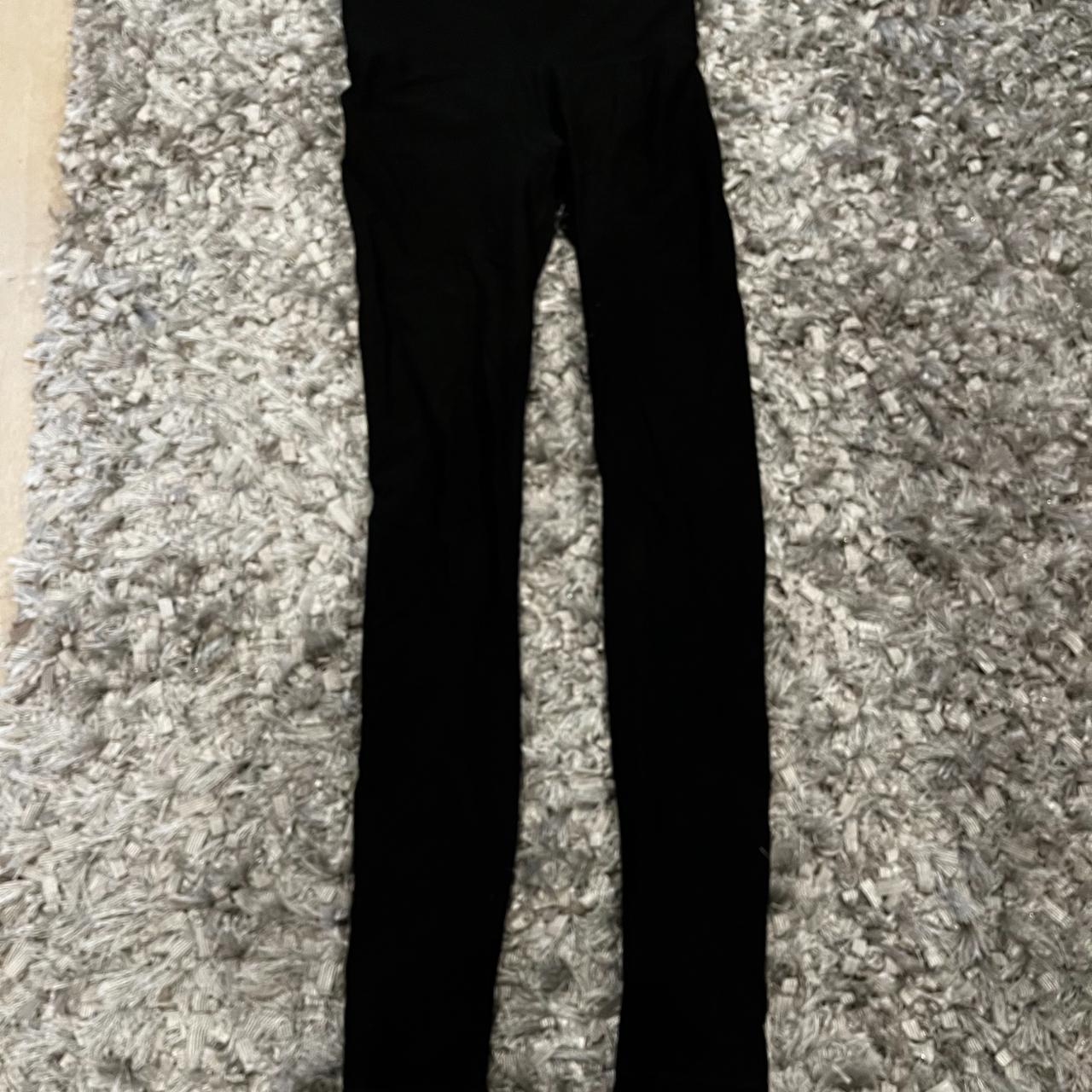 Lululemon leggingspretty used but still very good... Depop