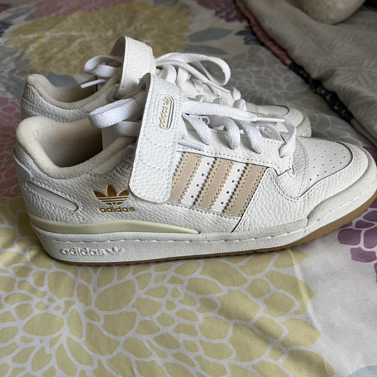 adidas cream forum lows size: youth 5 worn once... - Depop