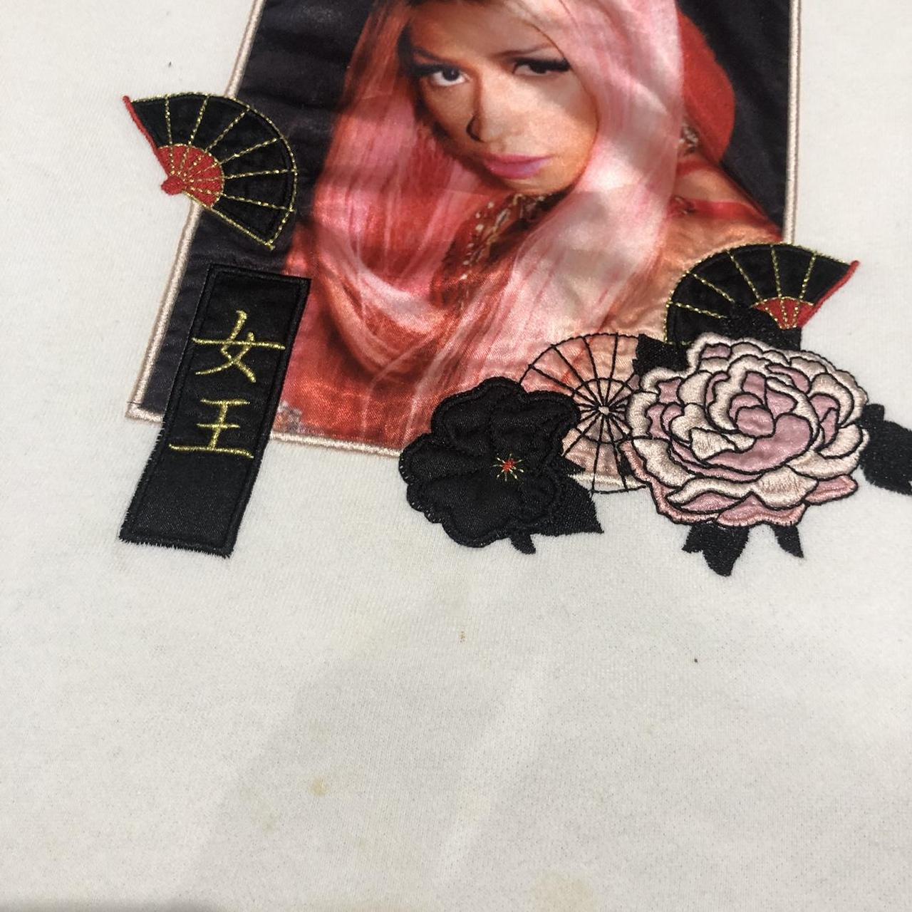 Nicki minaj t shirt h&m hotsell