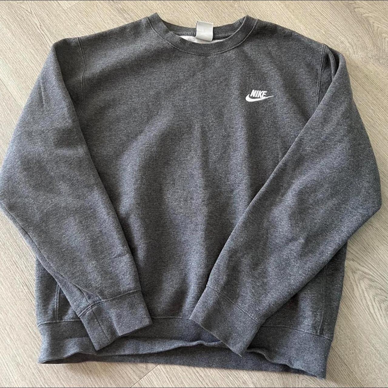 Nike sweater Size Men Small Worn couple of... - Depop