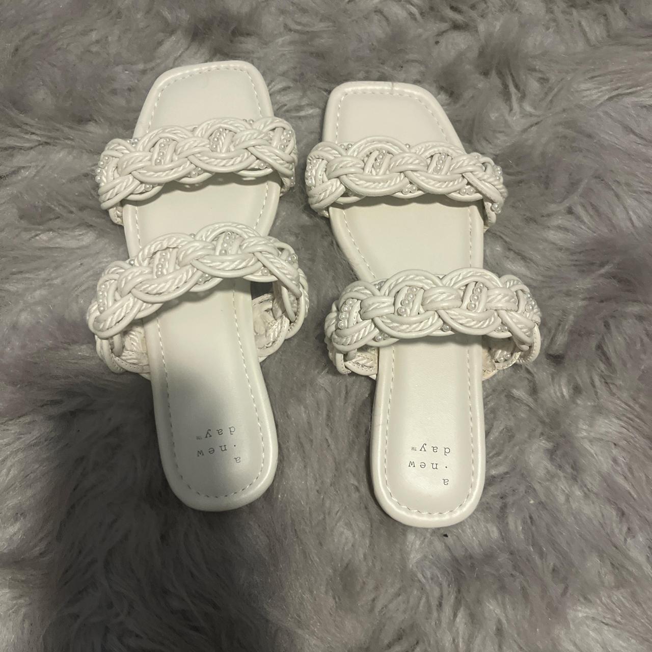 item listed by alexisthxmas