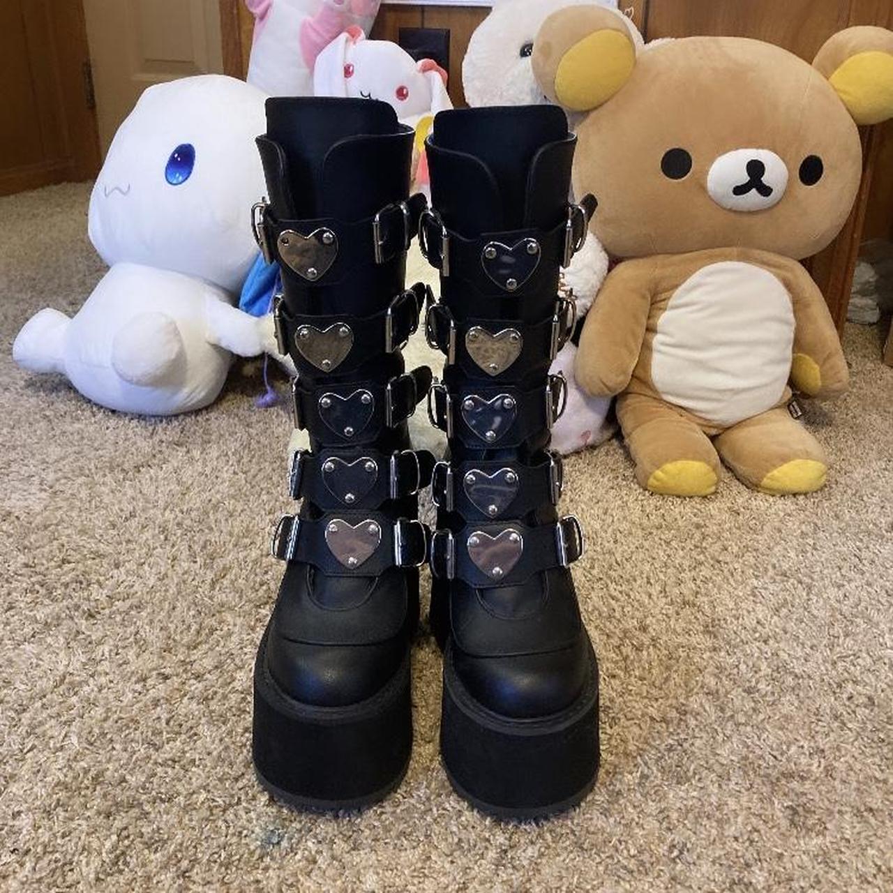 demonia snow boots