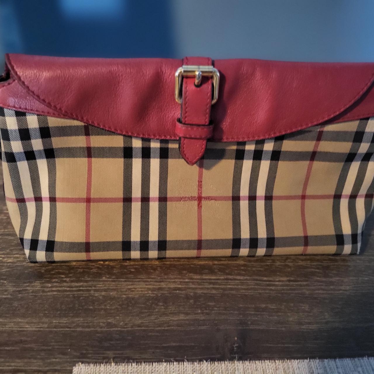 Authentic Burberry purse. In perfect condition other - Depop