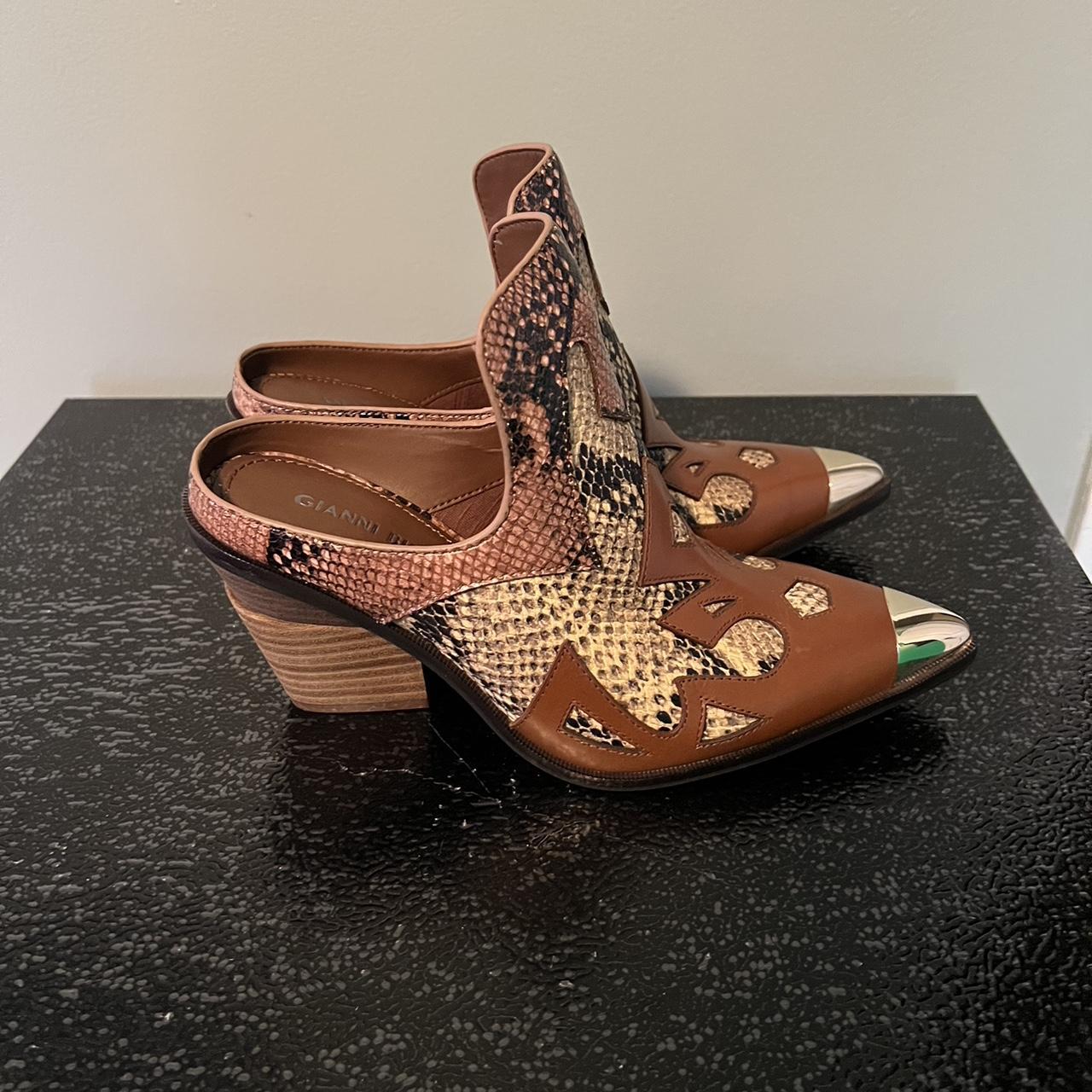 gianni bini leopard booties