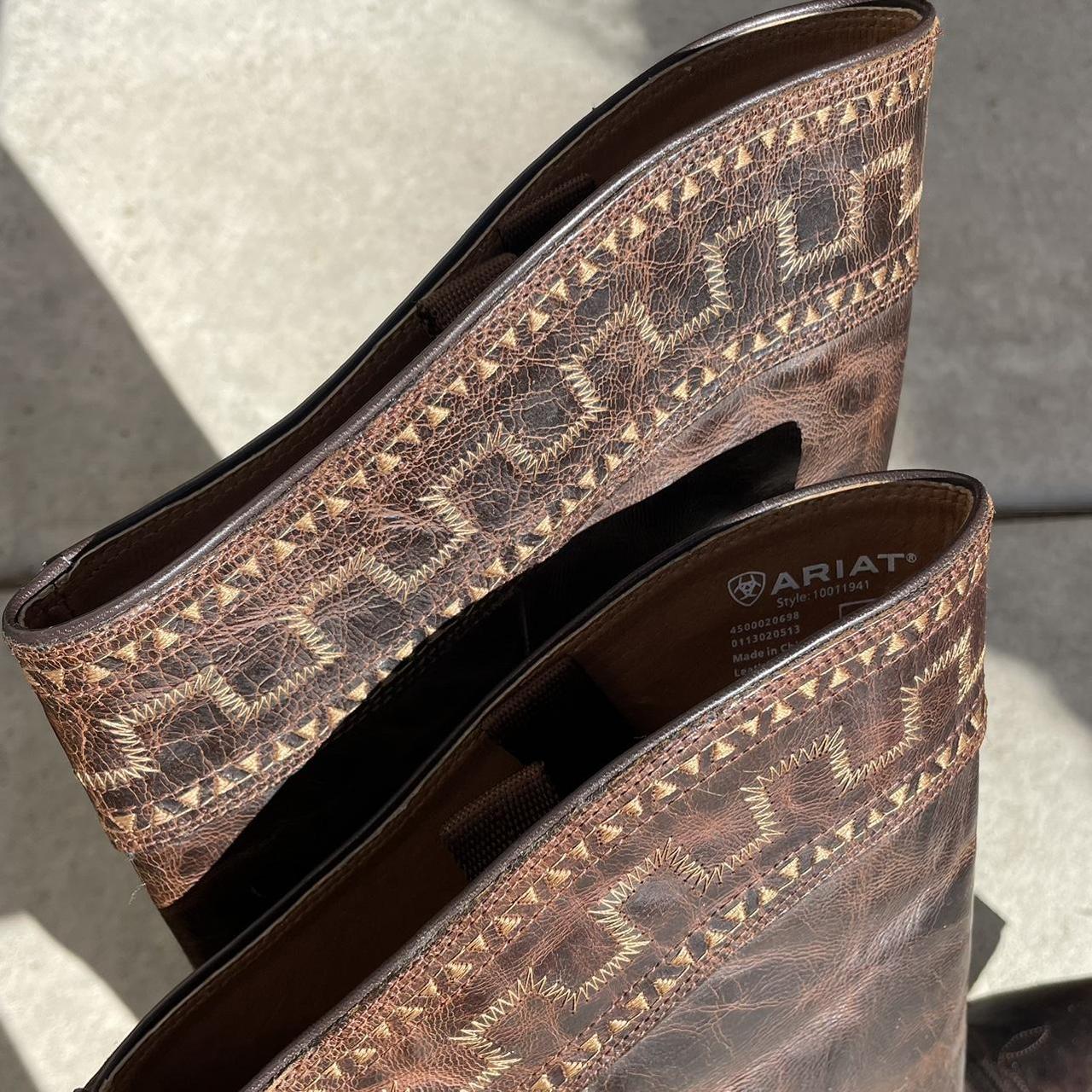 Brand New mint condition Ariat Sahara cowboy boot. Depop