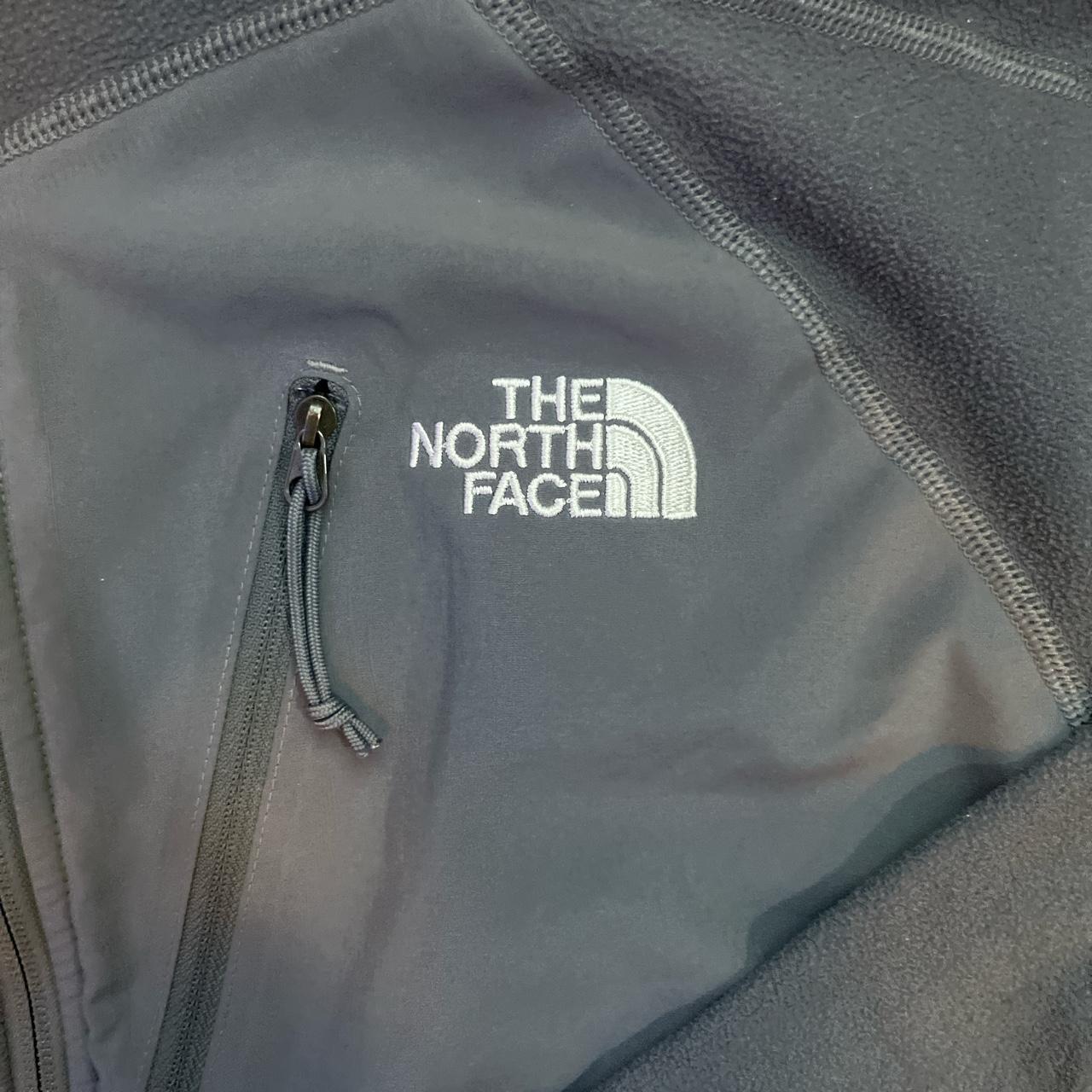 The North Face Men's Grey Jacket (2)