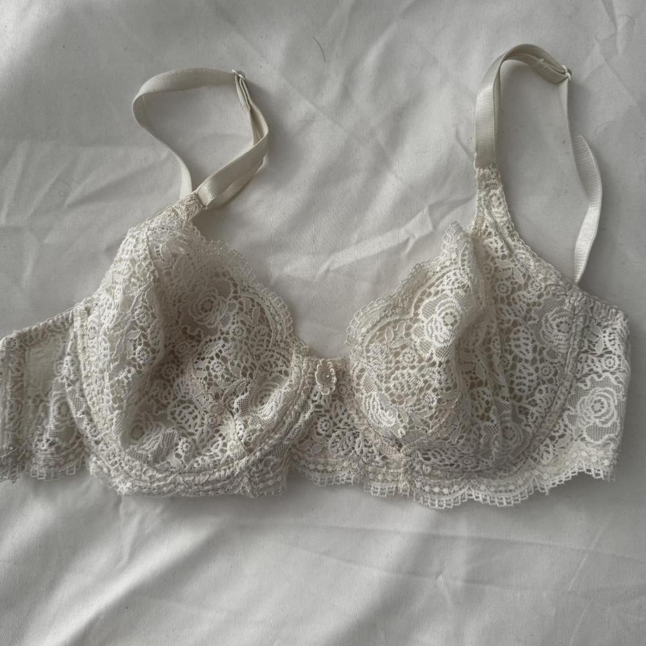White lace unlined bra. Size 34 B - Depop
